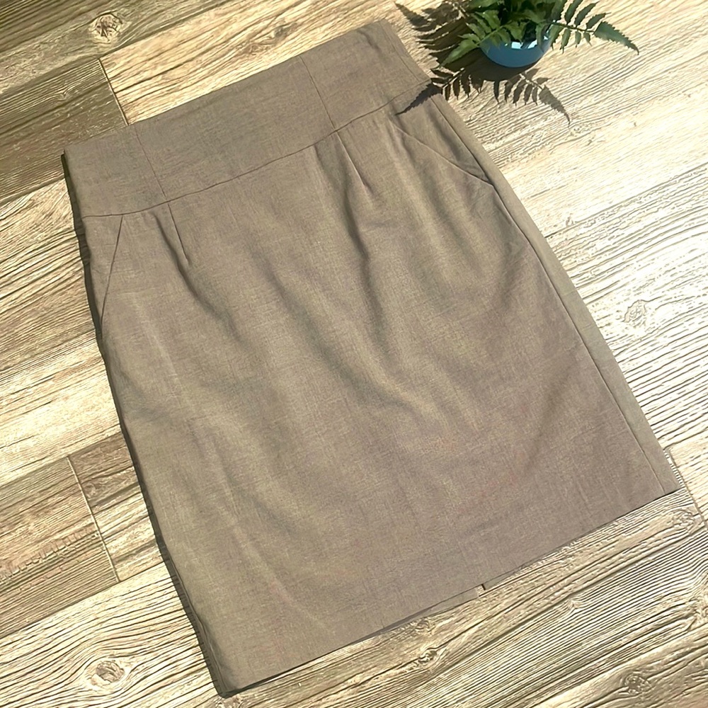 Banana Republic womens pencil skirt